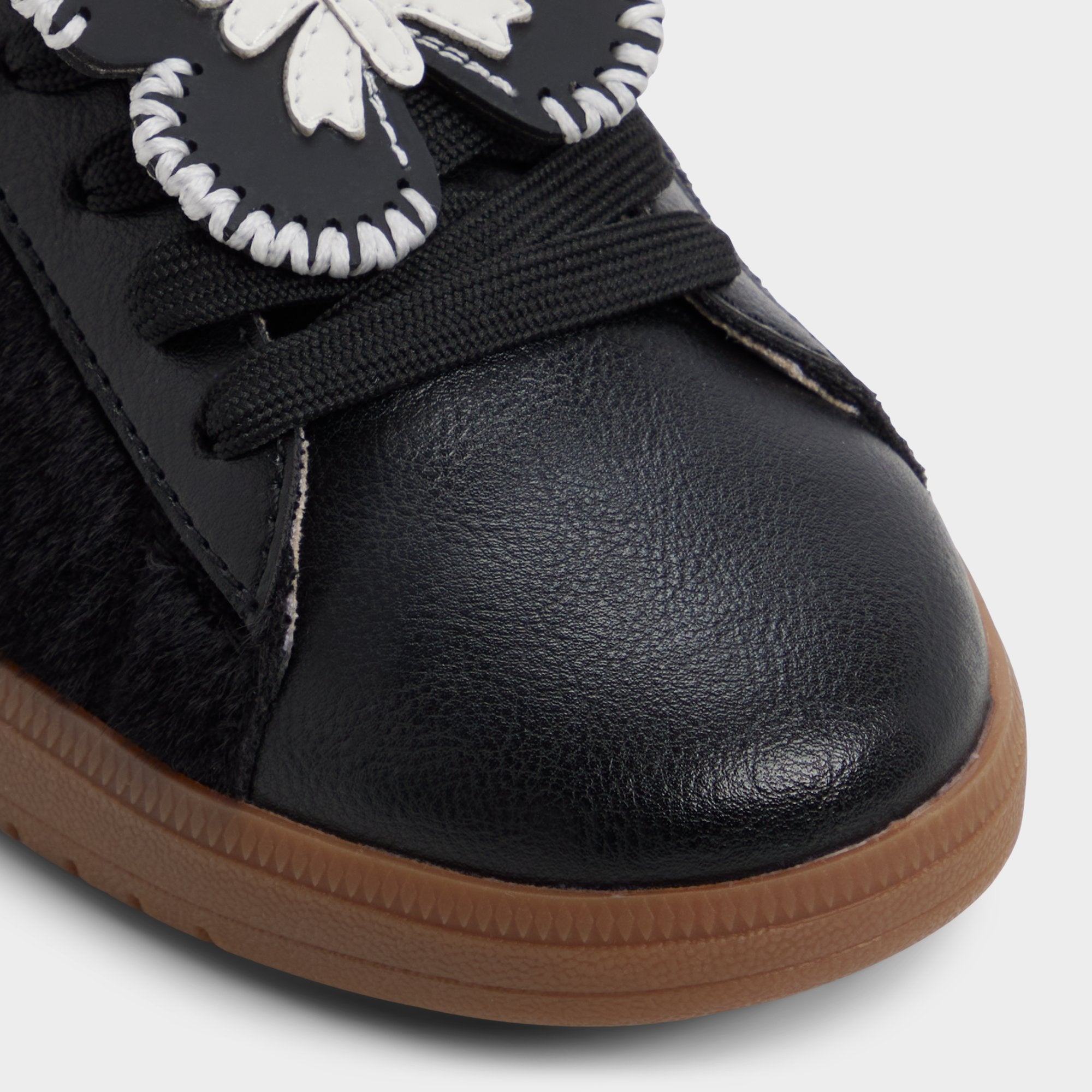 Chicsneaker2 - Image 5