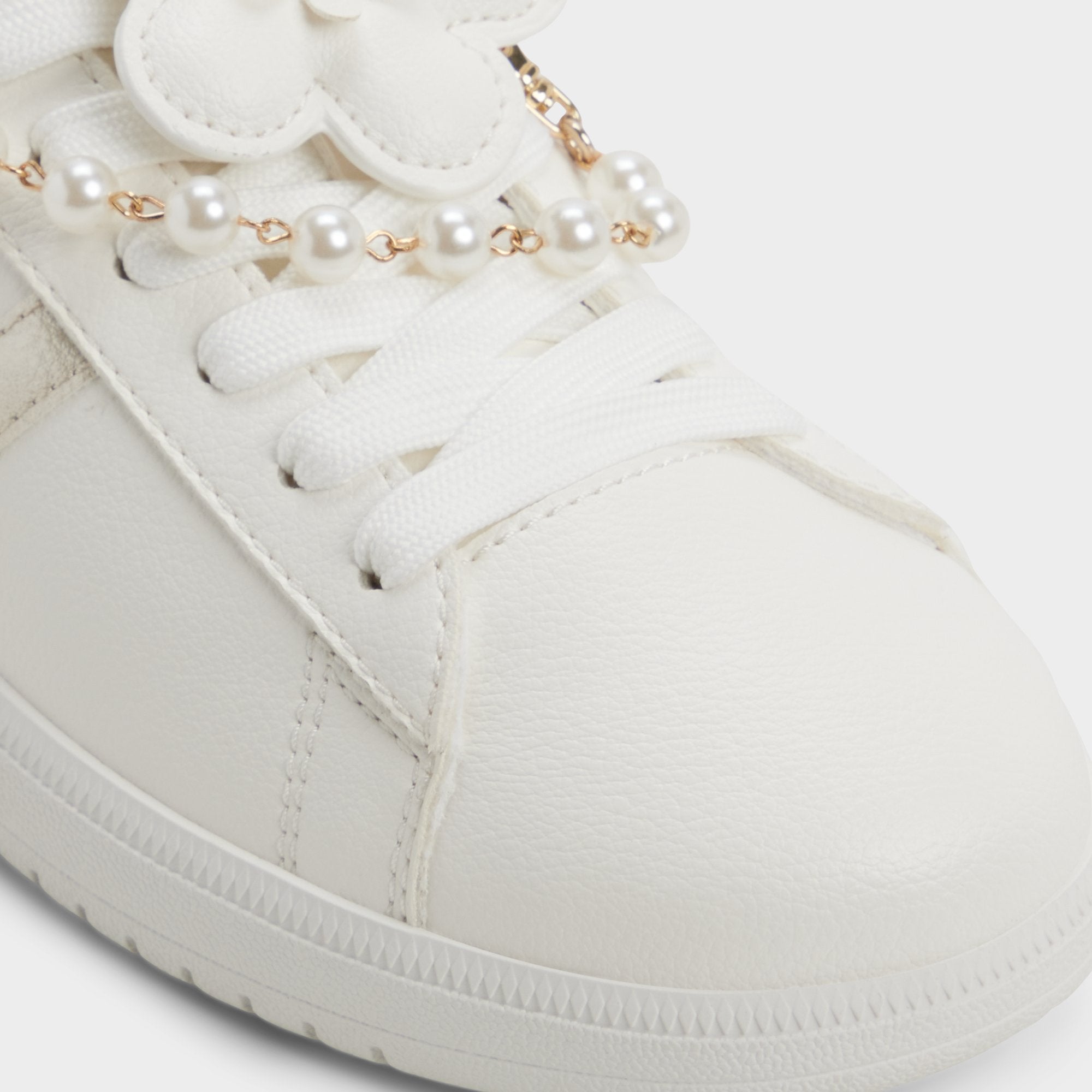 Chicsneaker2 - Image 7